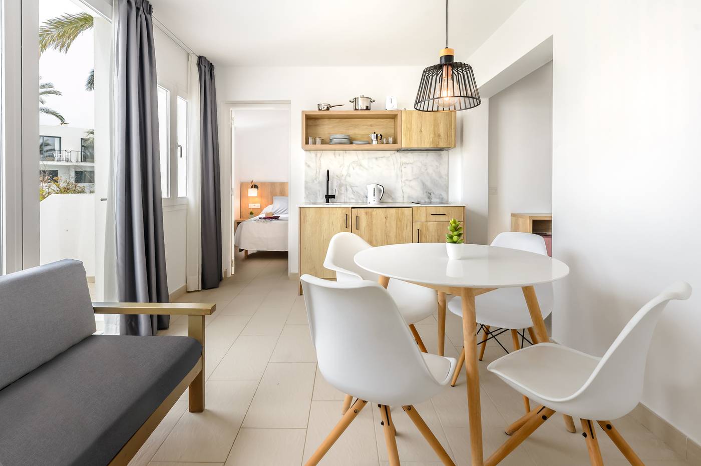 17.11.25 Vacances Menorca Blanc Cottage