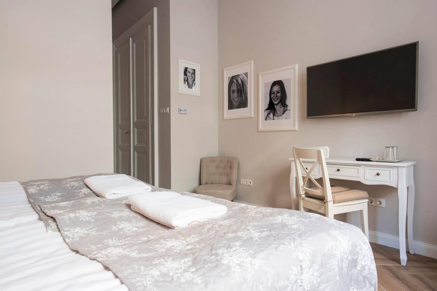 Serenity-Boutique-Budapest-Room-13