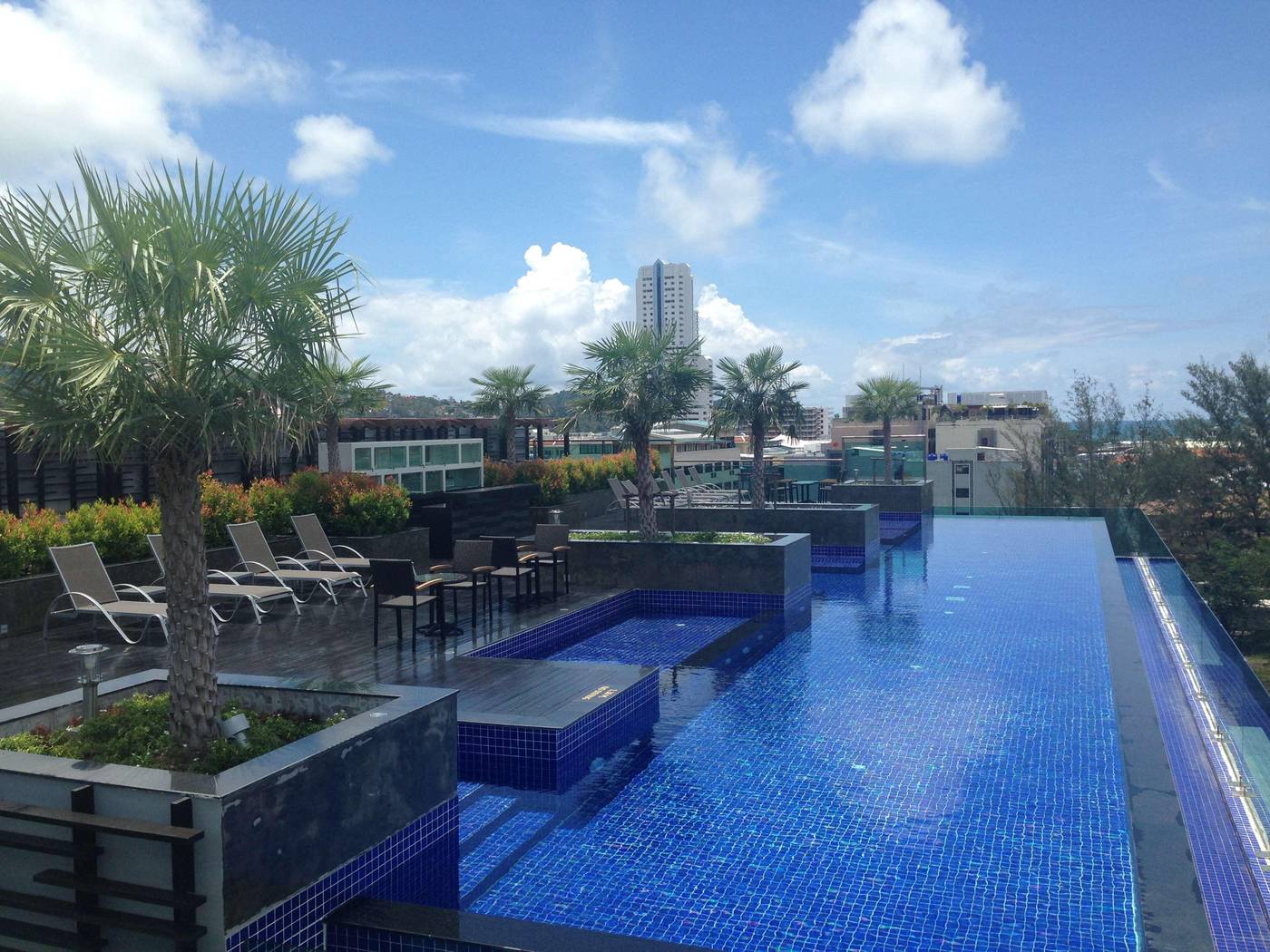 Best-Western-Patong-Beach-Pool-2