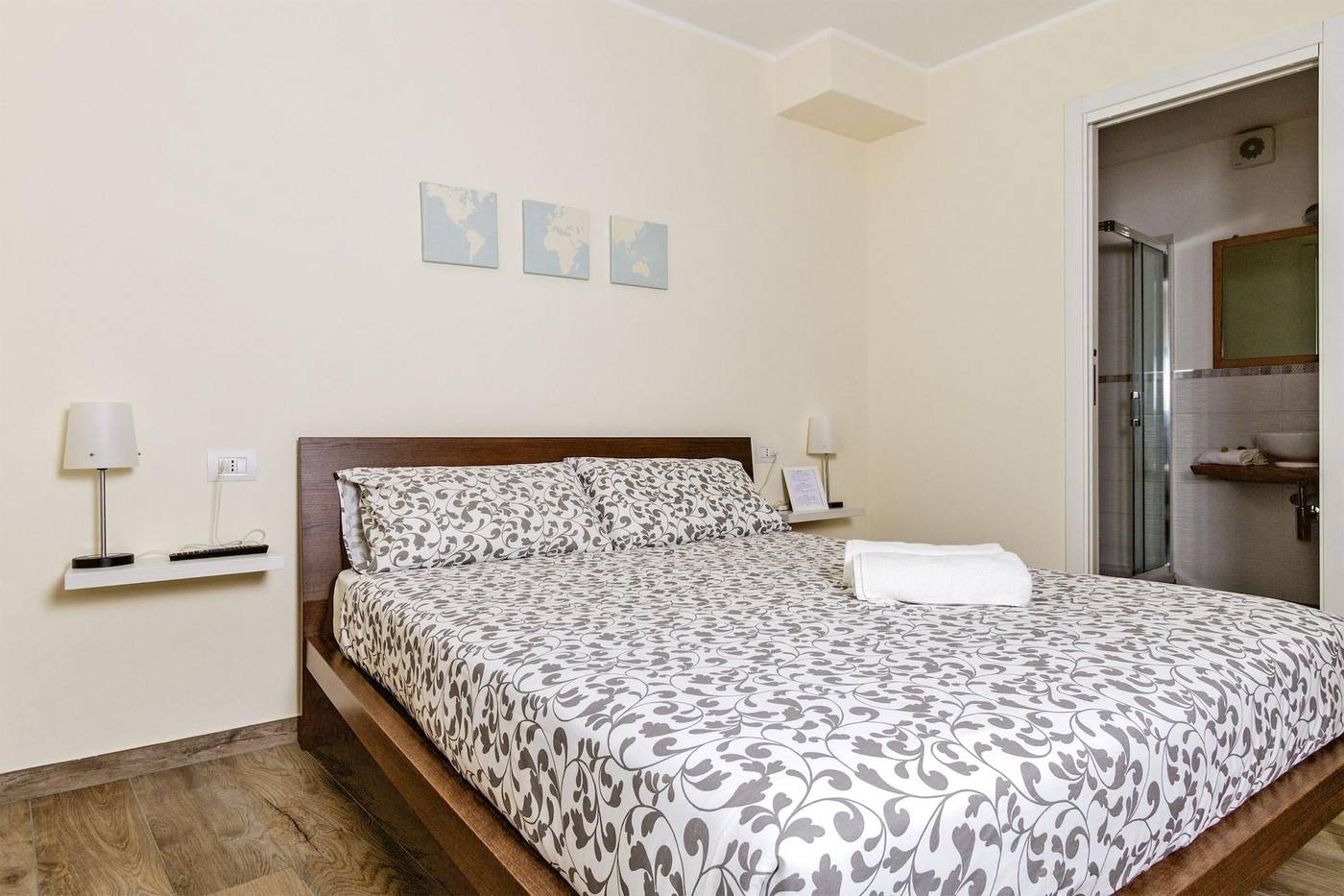 Andirivieni Bellagio Guest House-Italy-BELLAGIO-Room-5