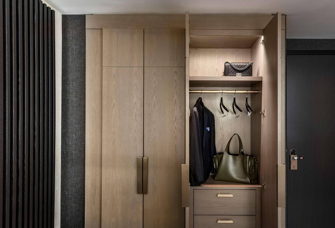 Thompson-Central-Park-New-York-Room-50