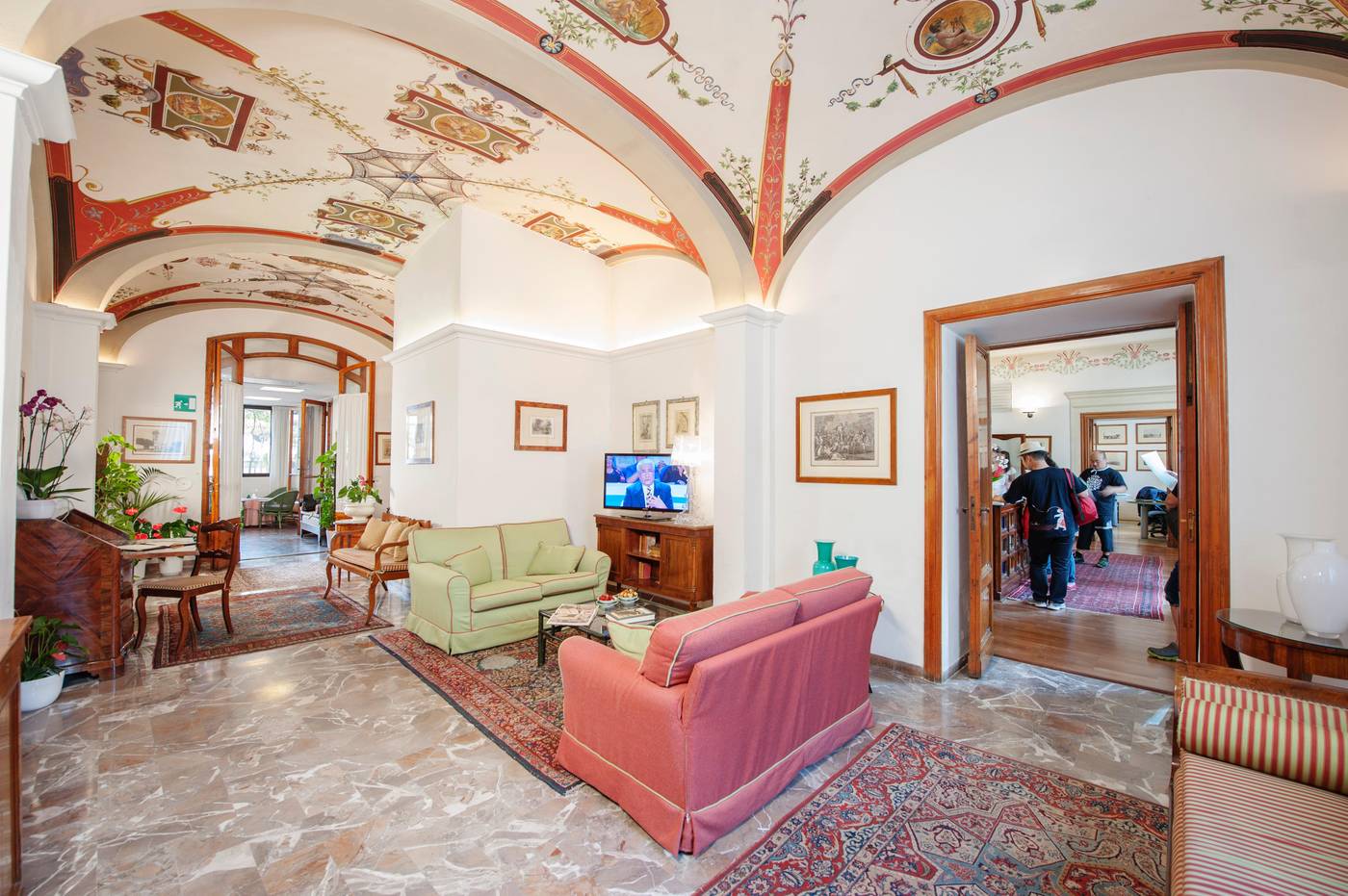 Garden-Italy-SIENA-Lobby-4