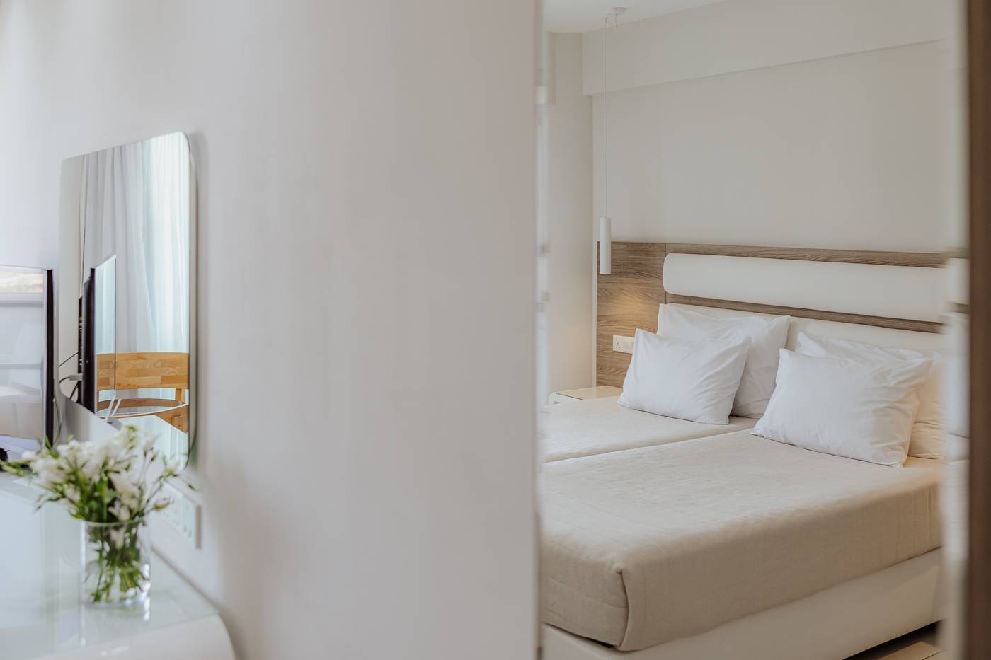 24.12.25 Tasia Maris Sands