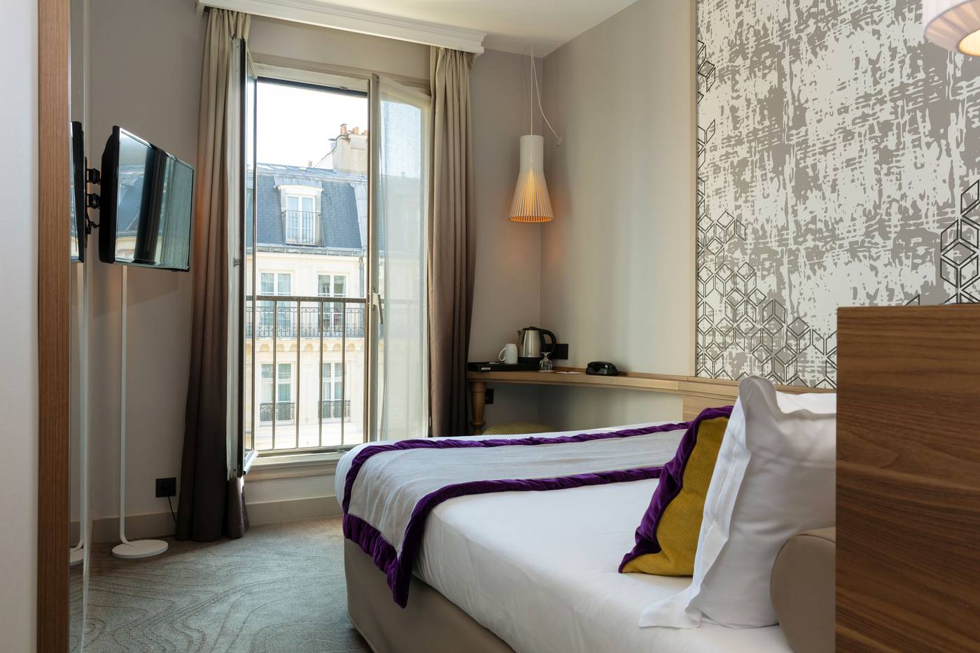 Hotel-des-Nations-Saint-Germain-Room-3
