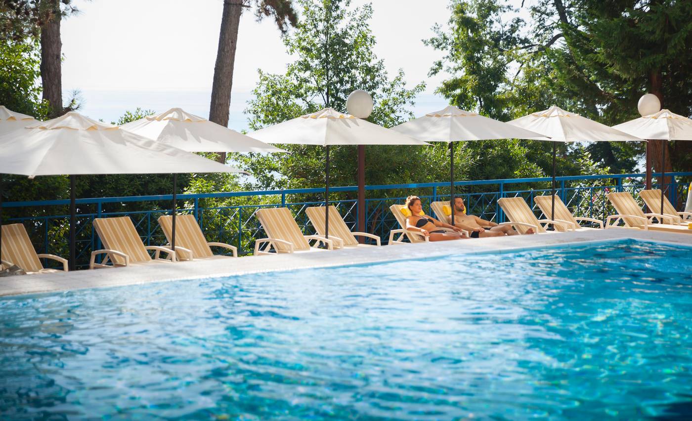 Remisens-Hotel-Excelsior-Pool-4