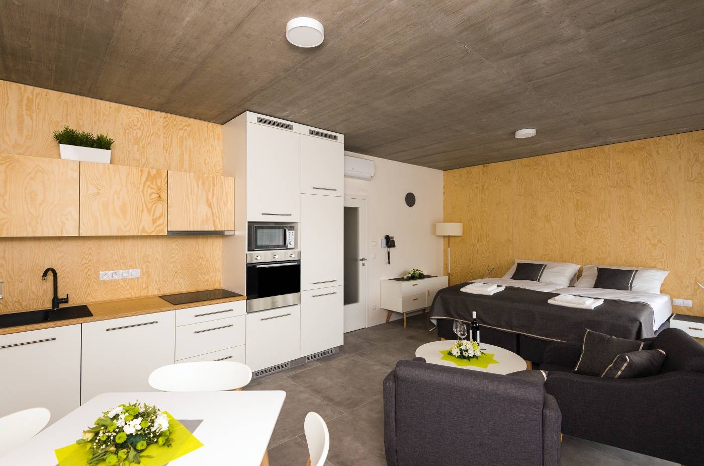 Residence-Trafick-Room-11