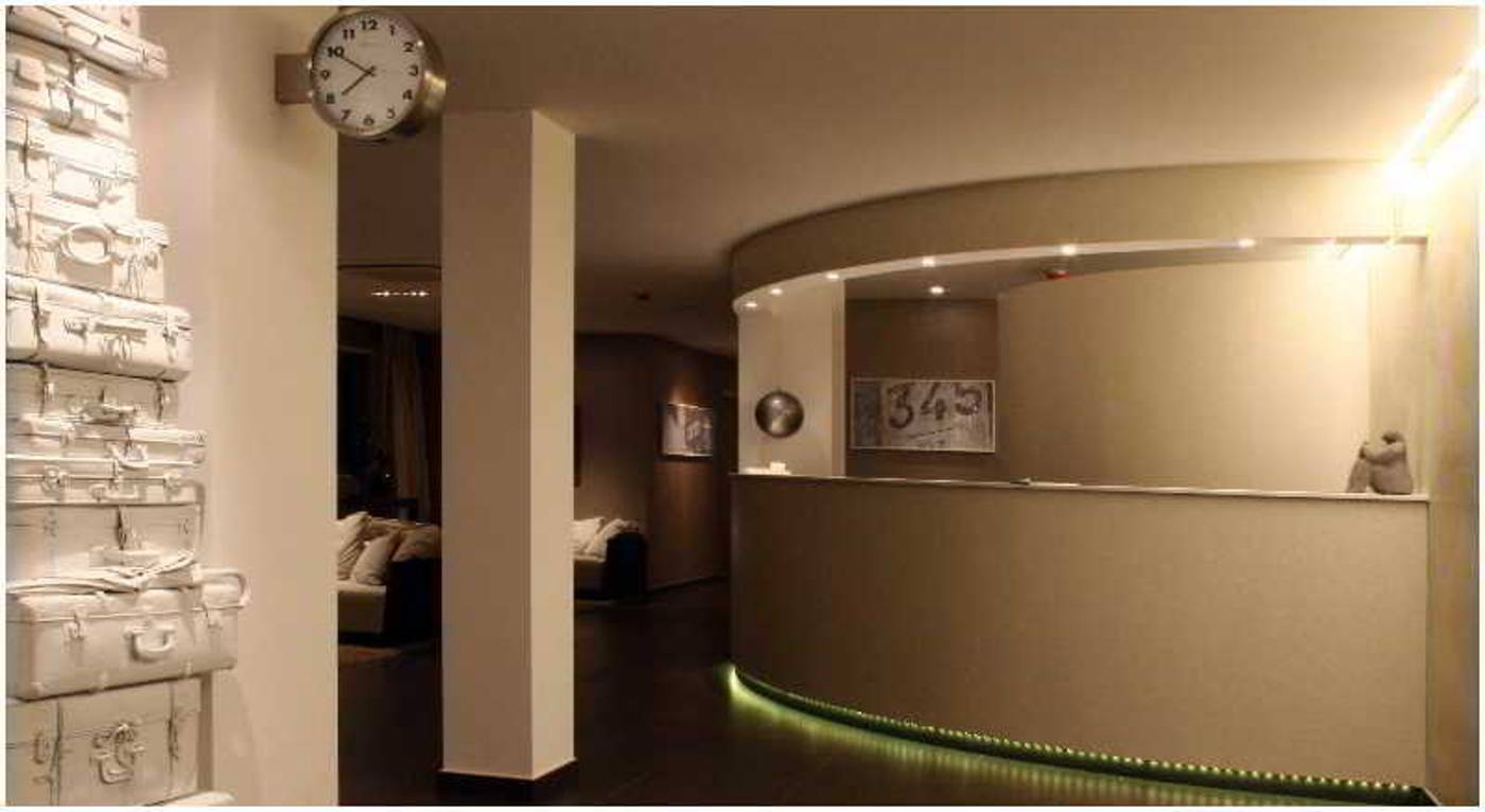 Ferro-Hotel-Lobby-15