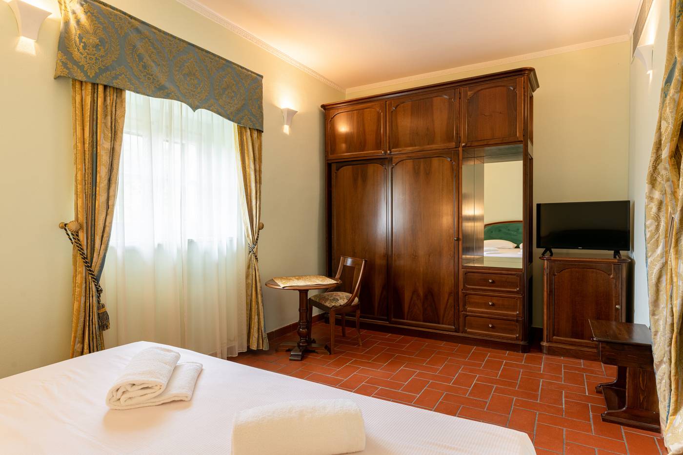 Hotel-Villa-San-Michele-Room-16