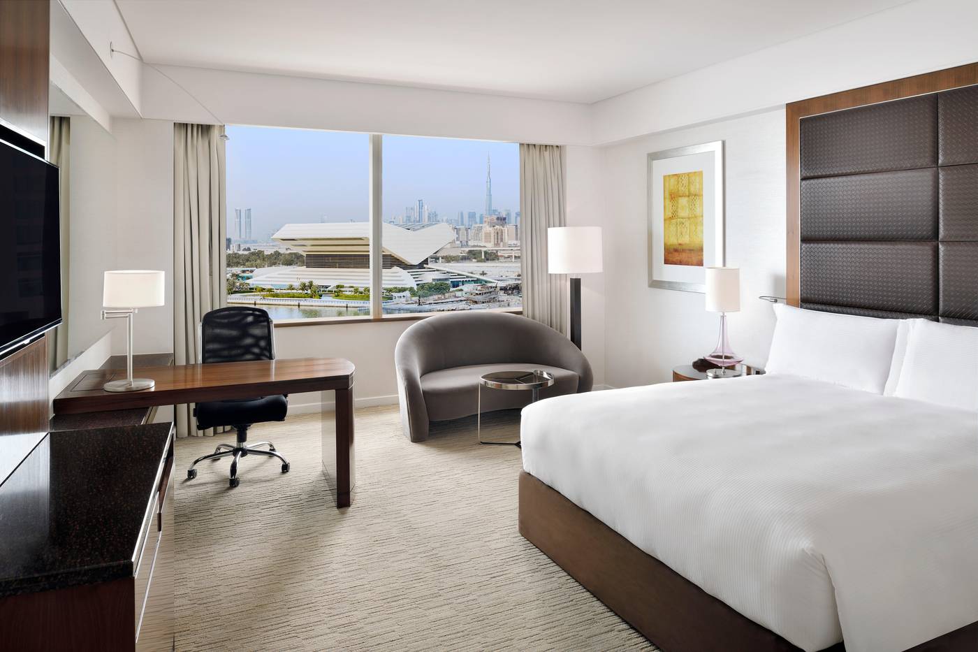 Crowne-Plaza-Dubai-Festival-City-Hotel-Room-16