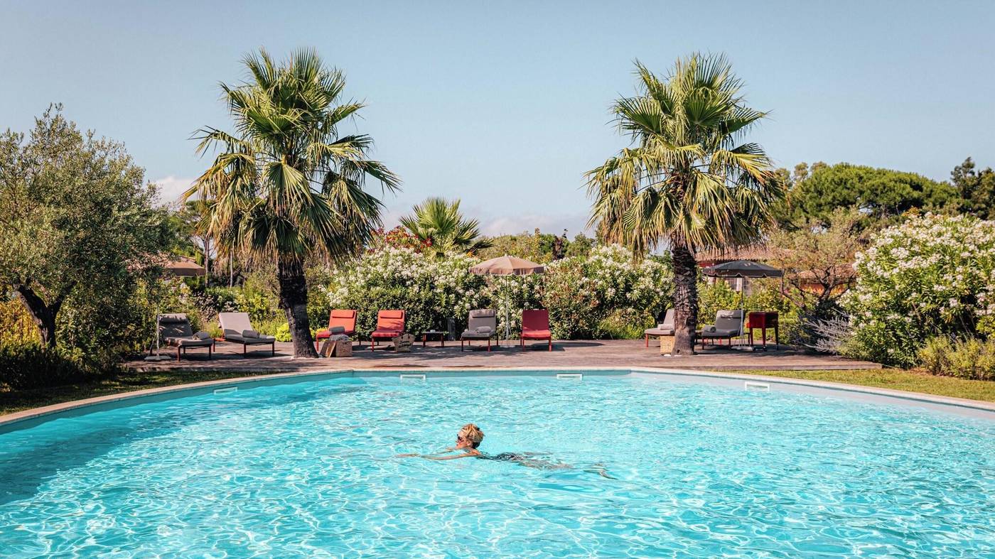 Le-Domaine-De-l-Astragale-Pool-11