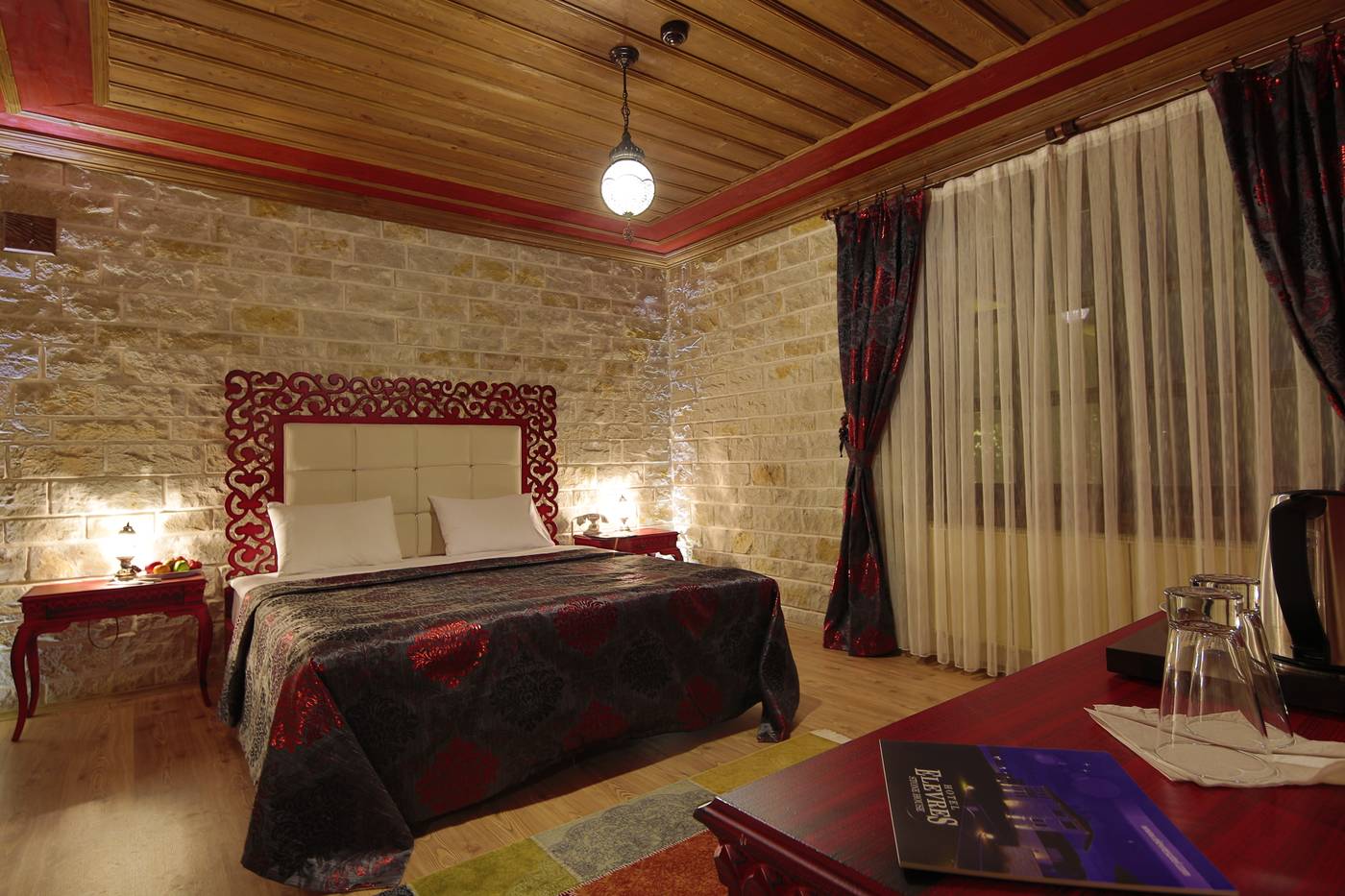 Elevres Stone House Hotel