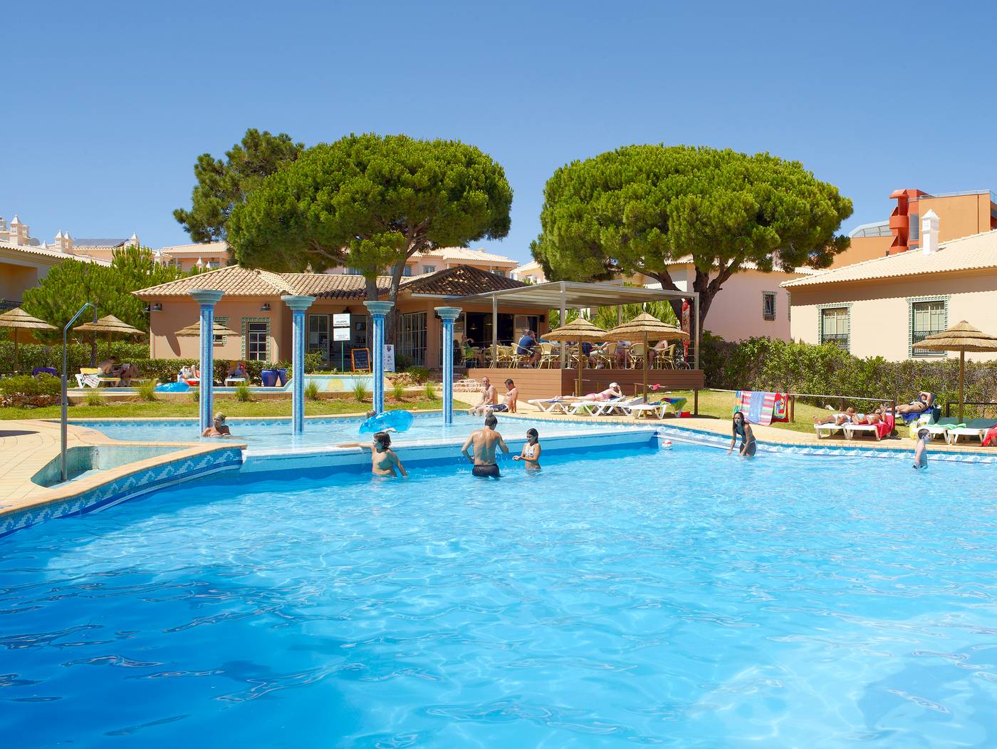 Quinta-Pedra-Dos-Bicos-Bar-4