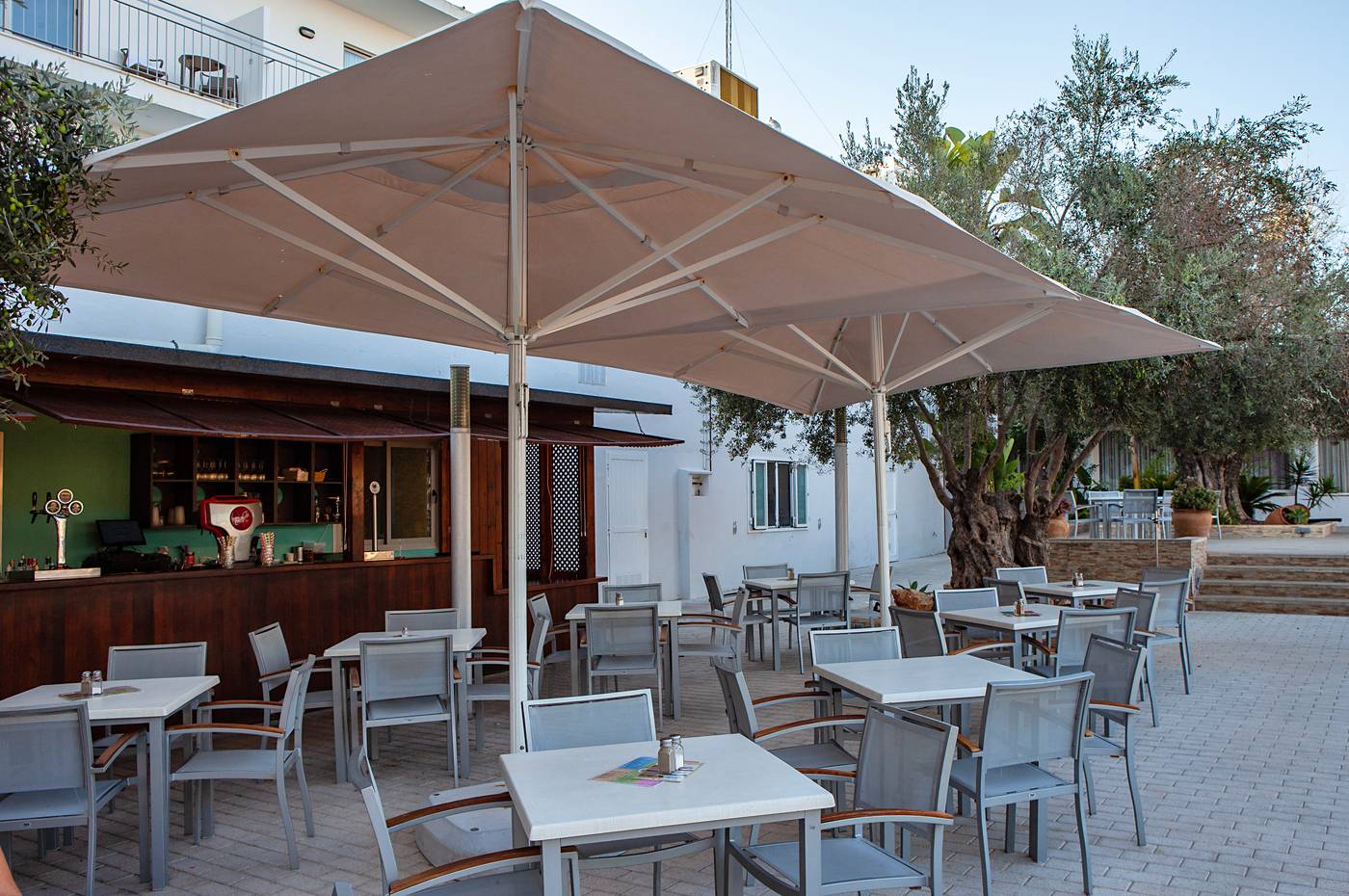 Puchet-Hotel-Terrace-13