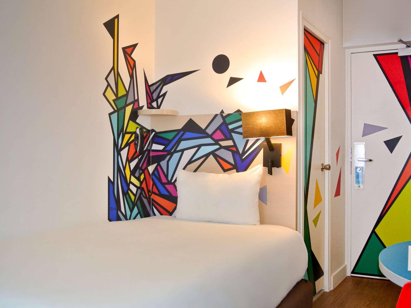 ibis-Styles-Paris-Maine-Montparnasse-Room-22