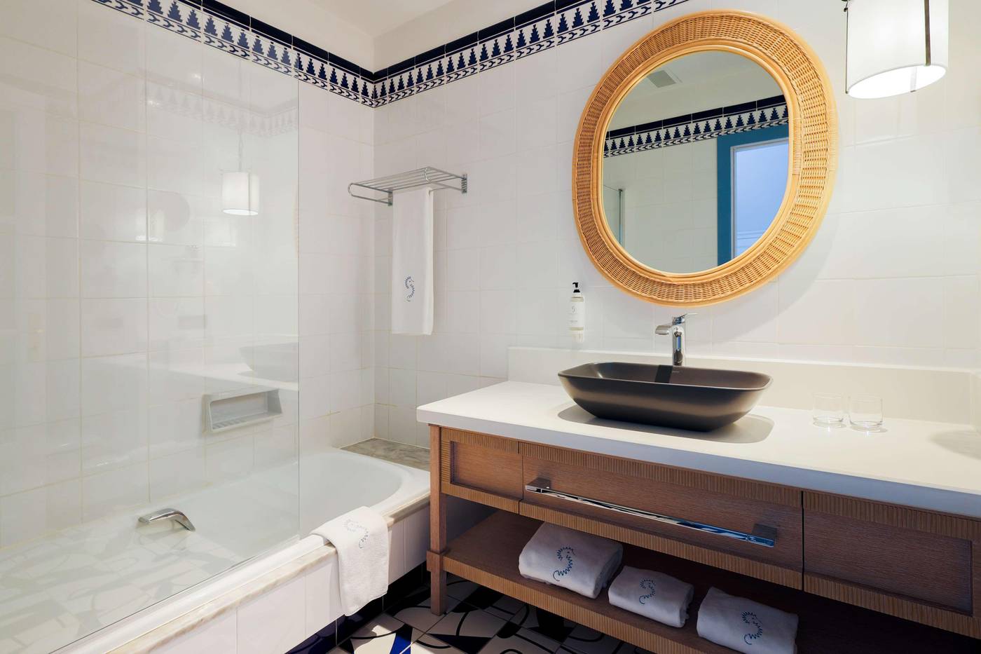 Seaside-Los-Jameos-Playa-Hotel-Room-44