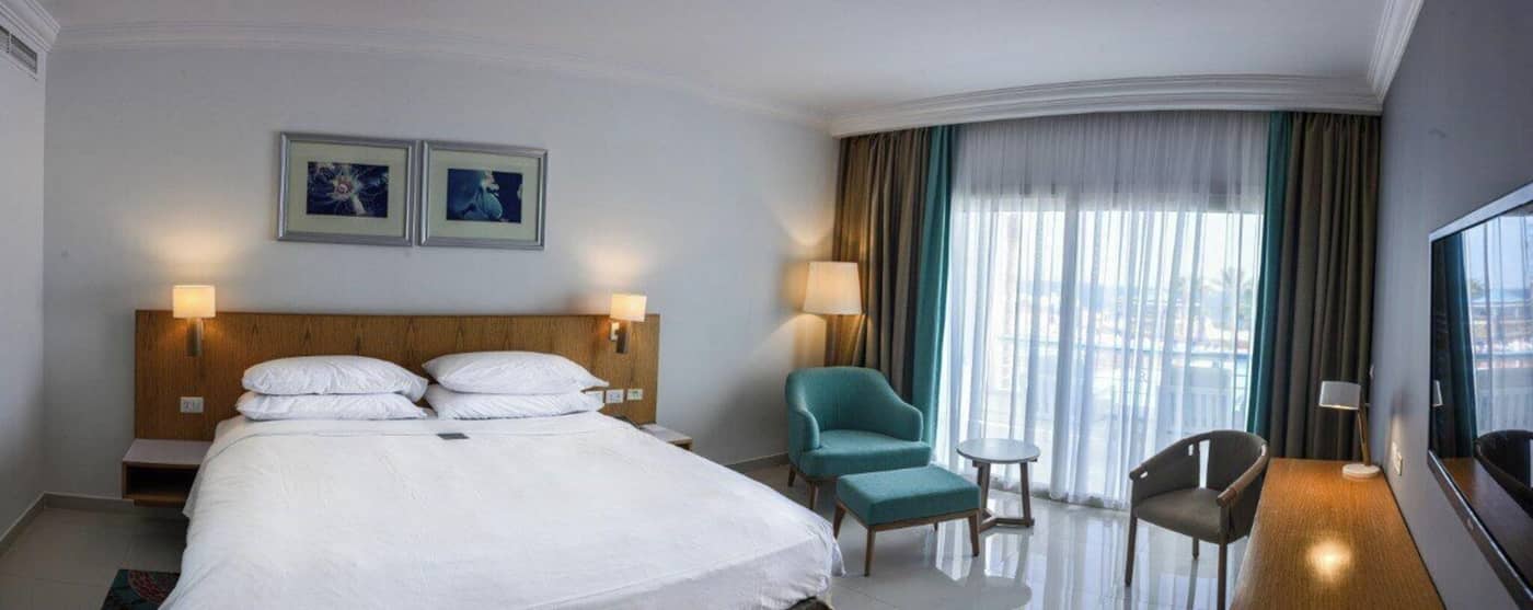 Renaissance-Sharm-El-Sheikh-Golden-View-Beach-Rest-Room-40