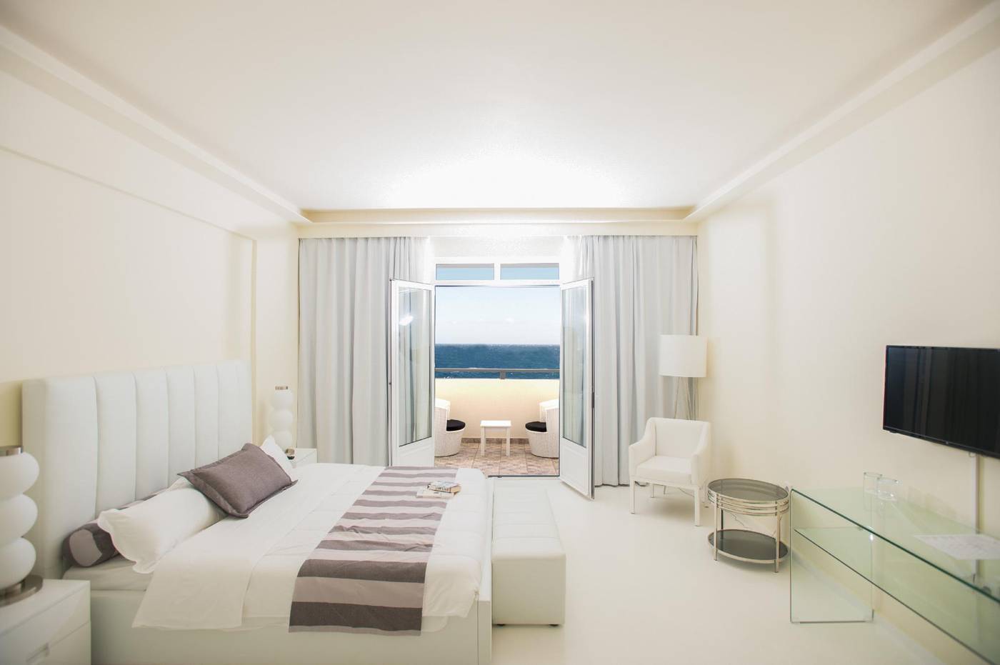 Isla-Brown-Chania--Curio-Collection-by-Hilton-General-view-39