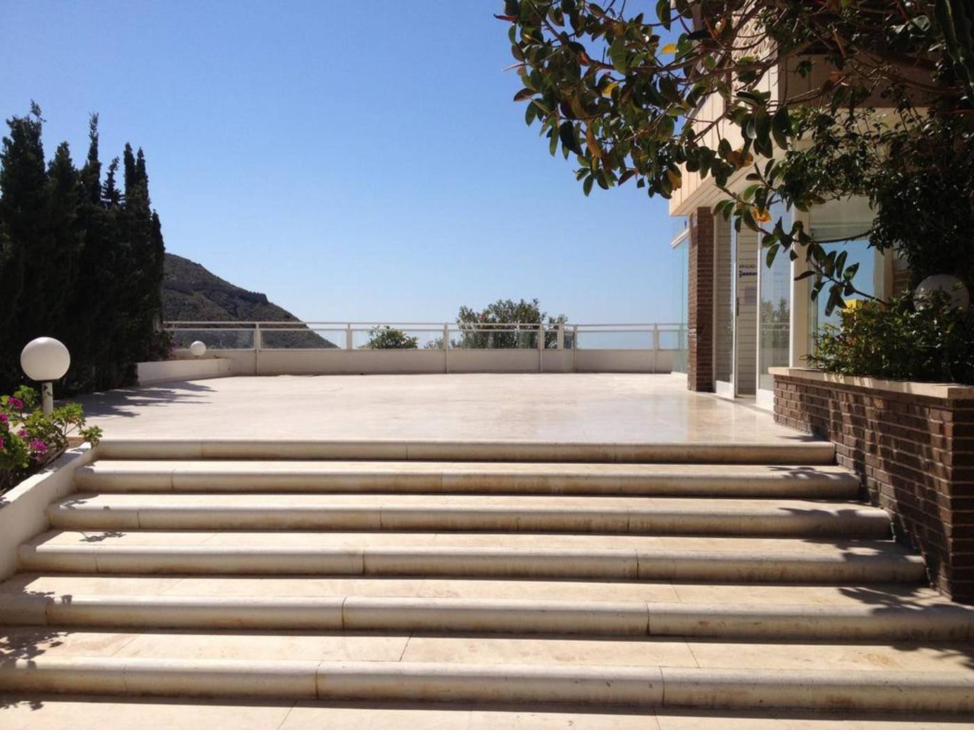 Buenos-Aires-Apartments-by-MC-Lobby-8