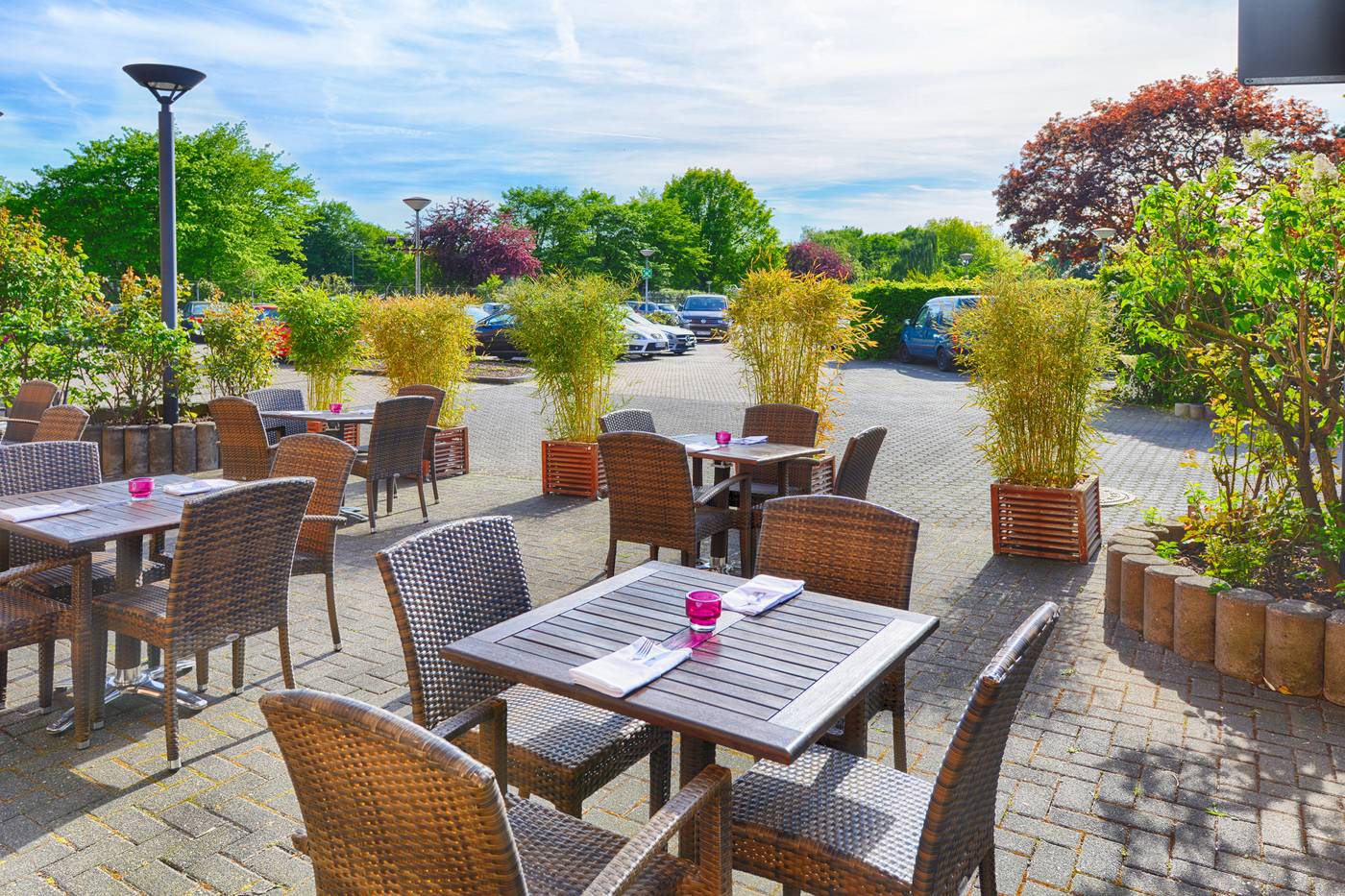 Leonardo-Hotel-Koln-Terrace-45