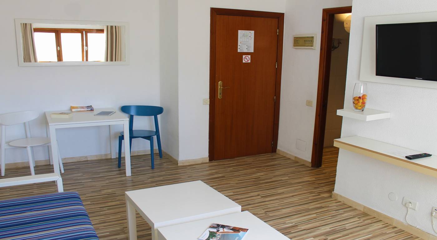 RK-Luz-Playa-Suites-Room-16