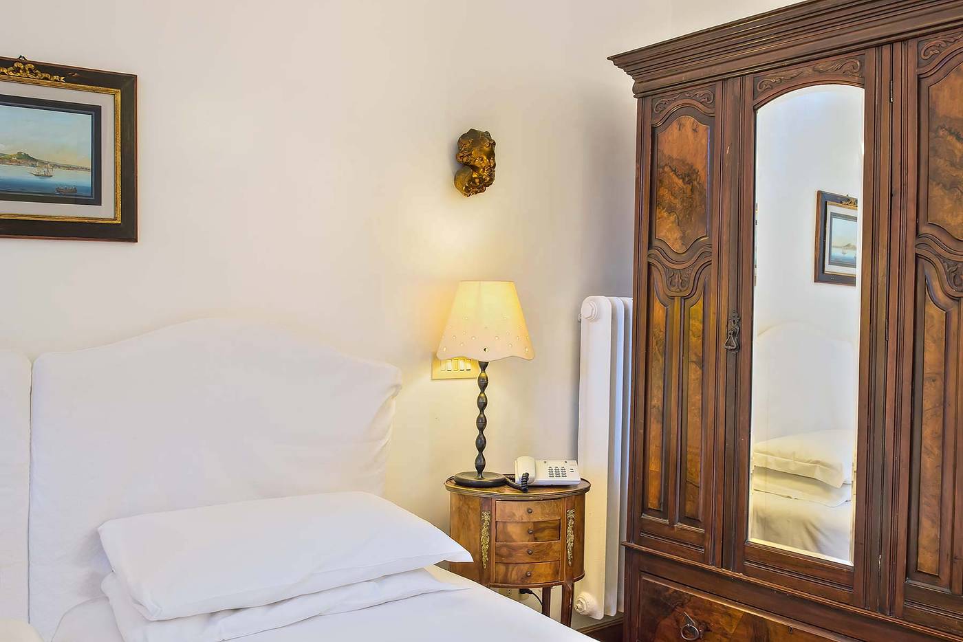 Hotel-Fontana-Room-14