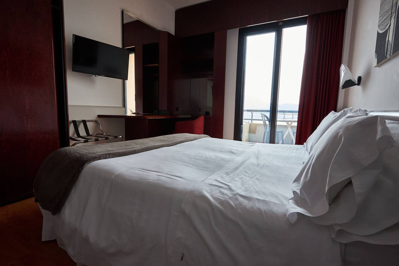 Concorde-Italy-ARONA-Room-9