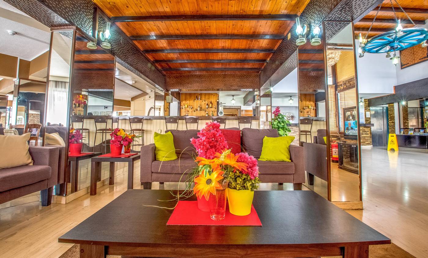 Cactus-Lobby-29