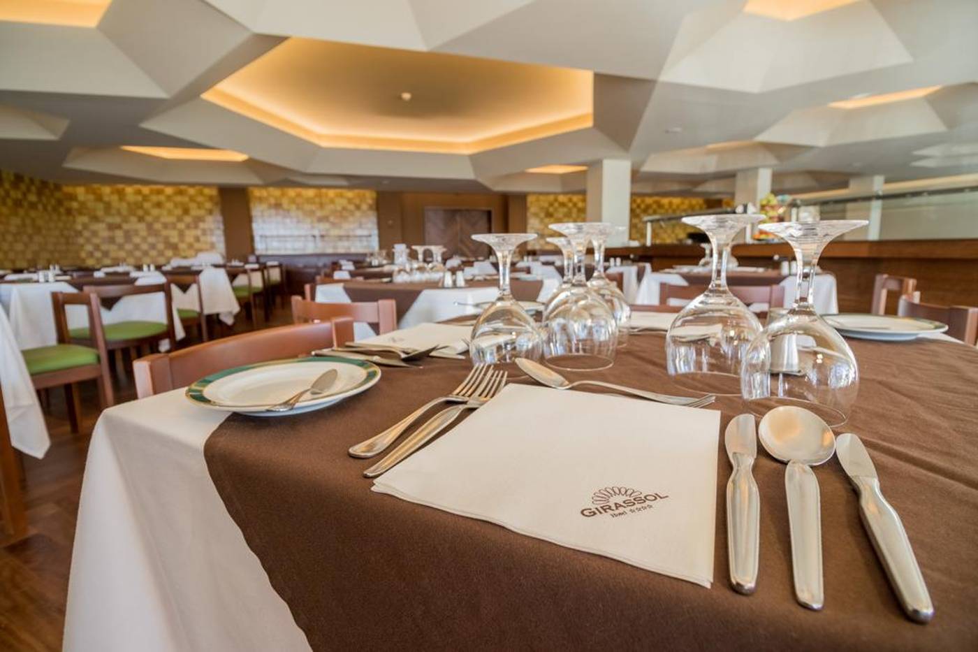 Girassol---Suite-Hotel-Restaurant-21