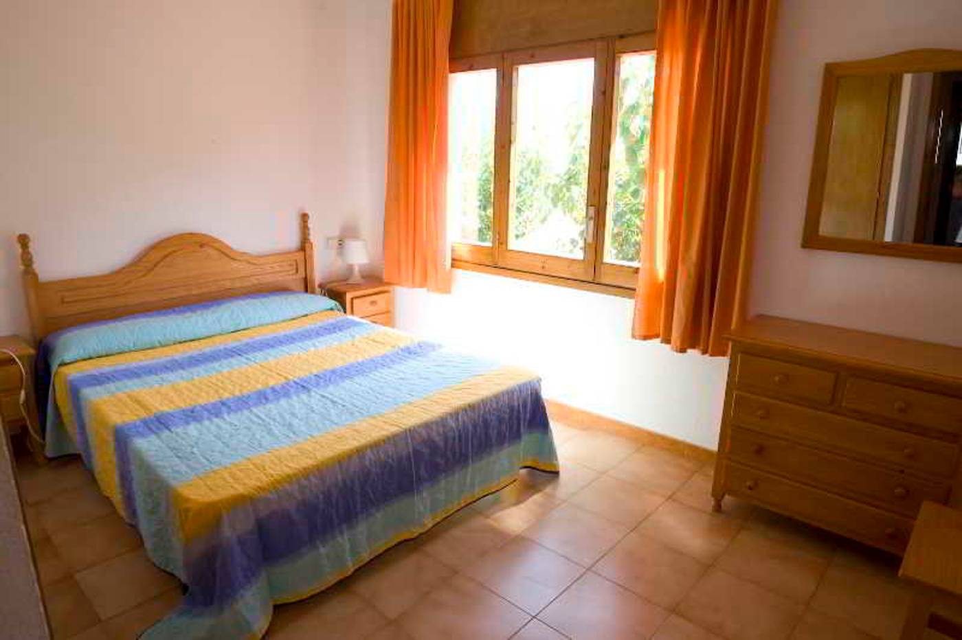 Clipper-and-Villas-Room-15