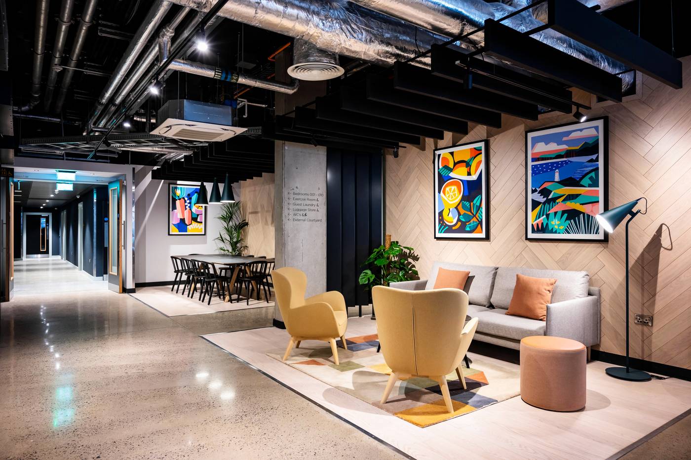 Staycity-Aparthotels-Tivoli-Lobby-4