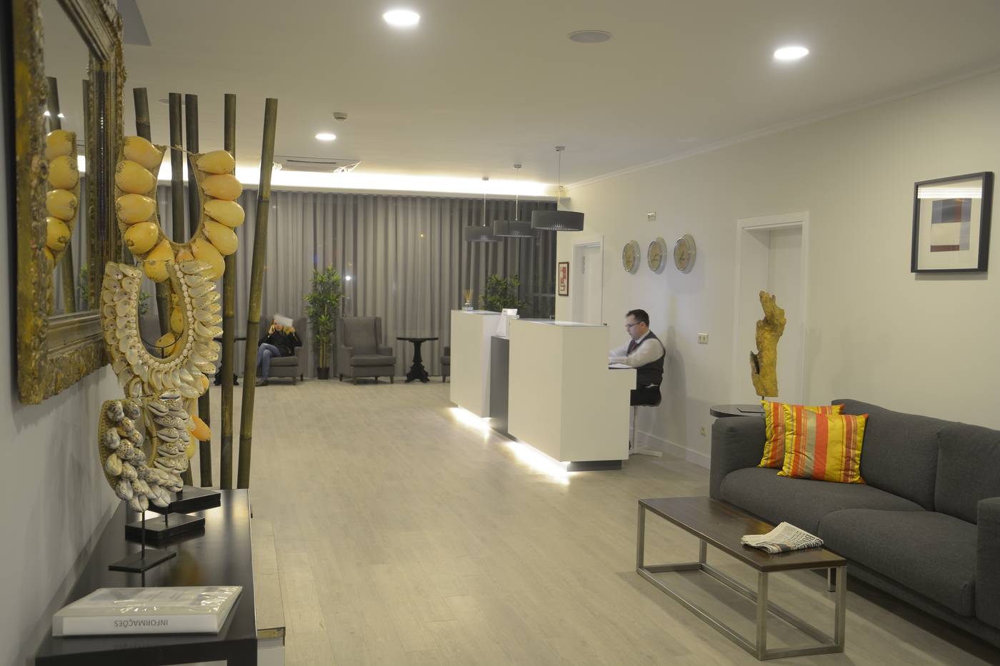 Luna-Olympus-Lobby-21