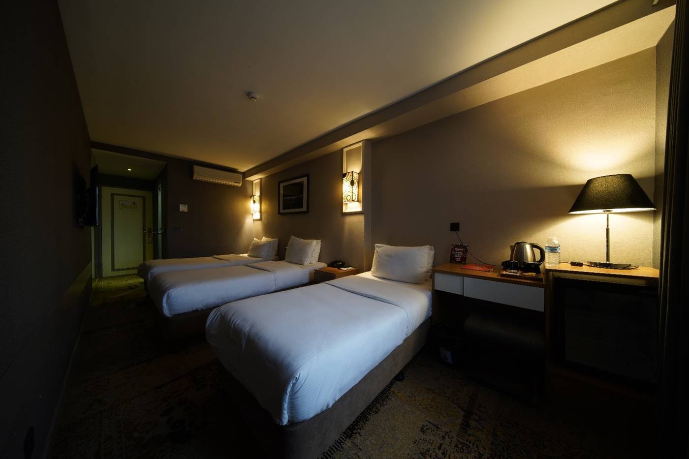 All-Seasons-Hotel-General-view-17