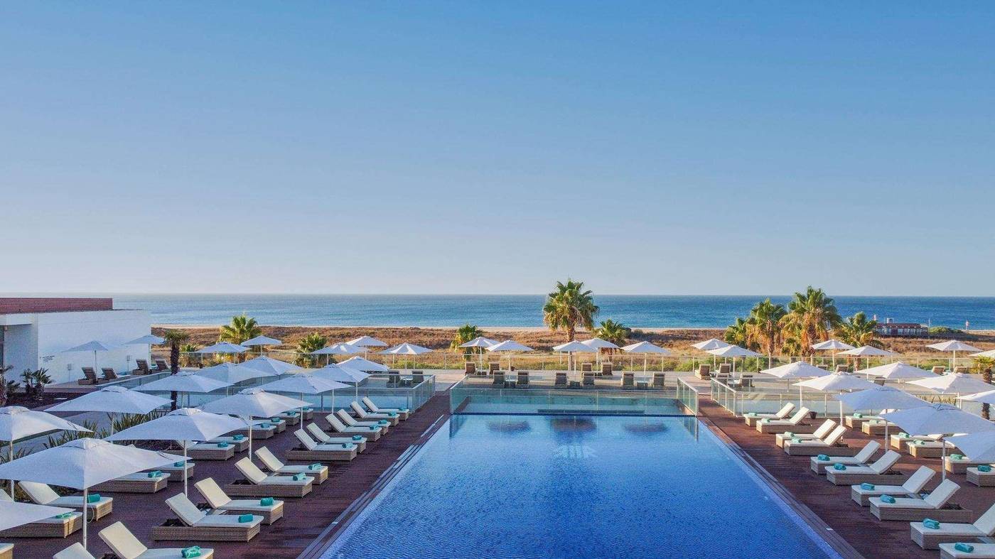 Sensimar-Lagos---Adults-Only-Pool-9