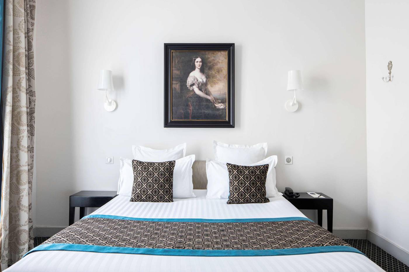 Bradford-Elysees-Astotel-Room-27