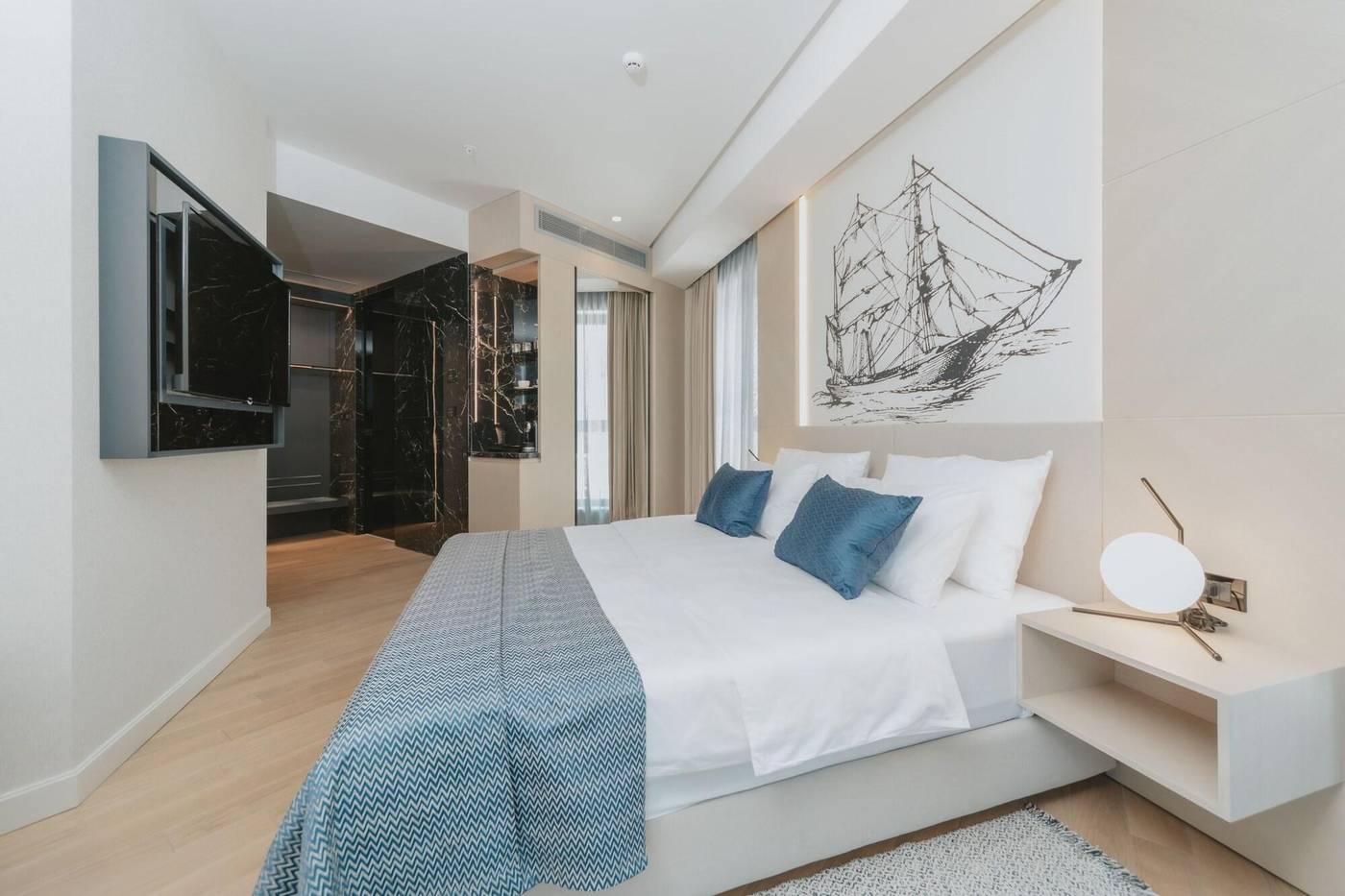 Katamare-Hotel-Room-12