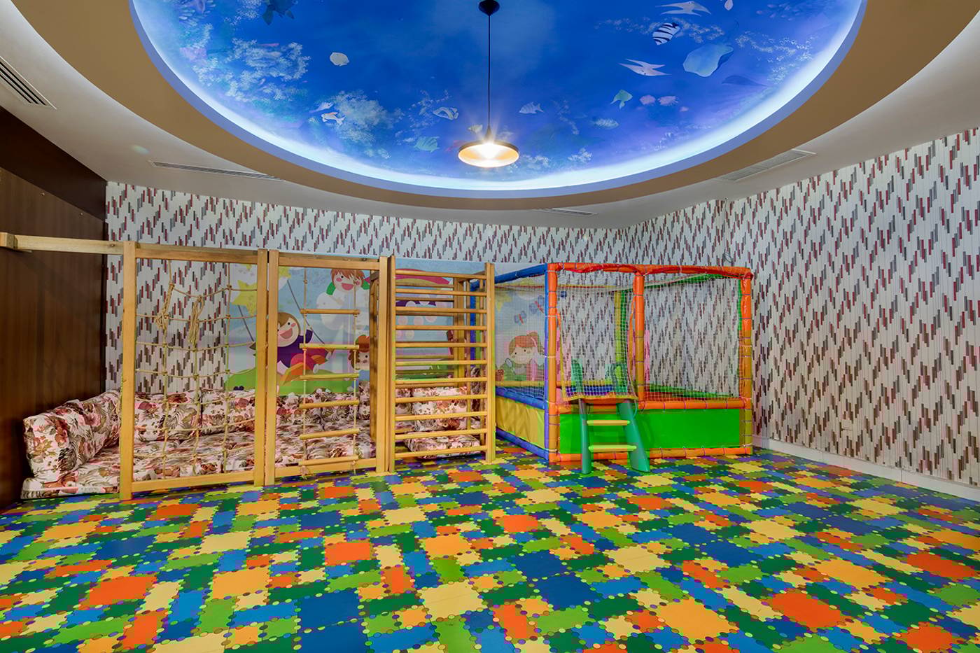 Granada-Luxury-Okurcalar-Sports-and-Entertainment-67