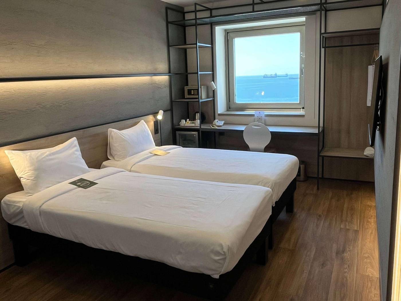 ibis-Istanbul-Zeytinburnu-Room-34