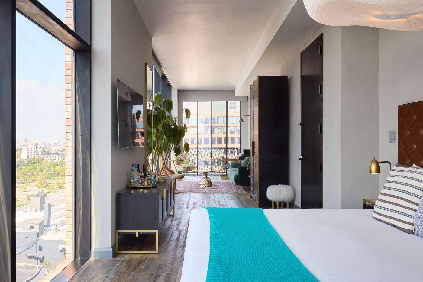 Arlo-Williamsburg-Room-27