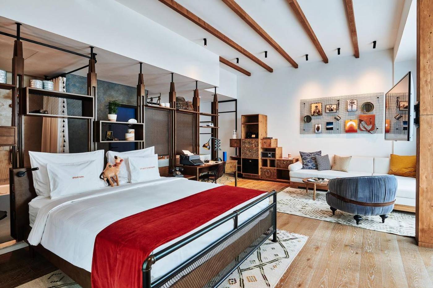 25hours-Hotel-Dubai-One-Central-Room-20