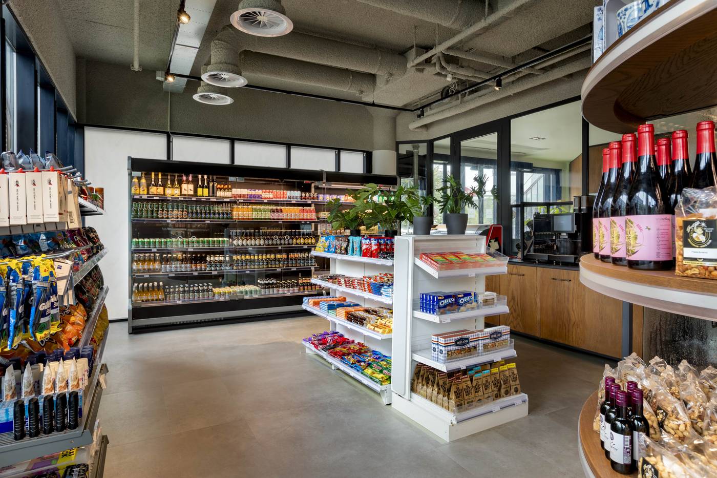 Corendon-Plaza-Amsterdam-Schiphol-Airport-Hotel-Lobby-15