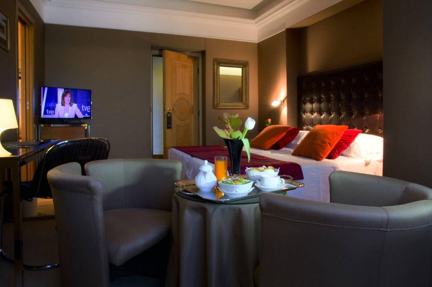 Marcella-Royal-Rooftop-Garden-Room-46