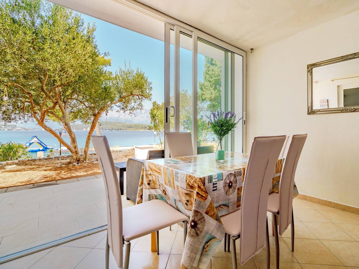 Lumbarda-Resort-Apartments-Room-40