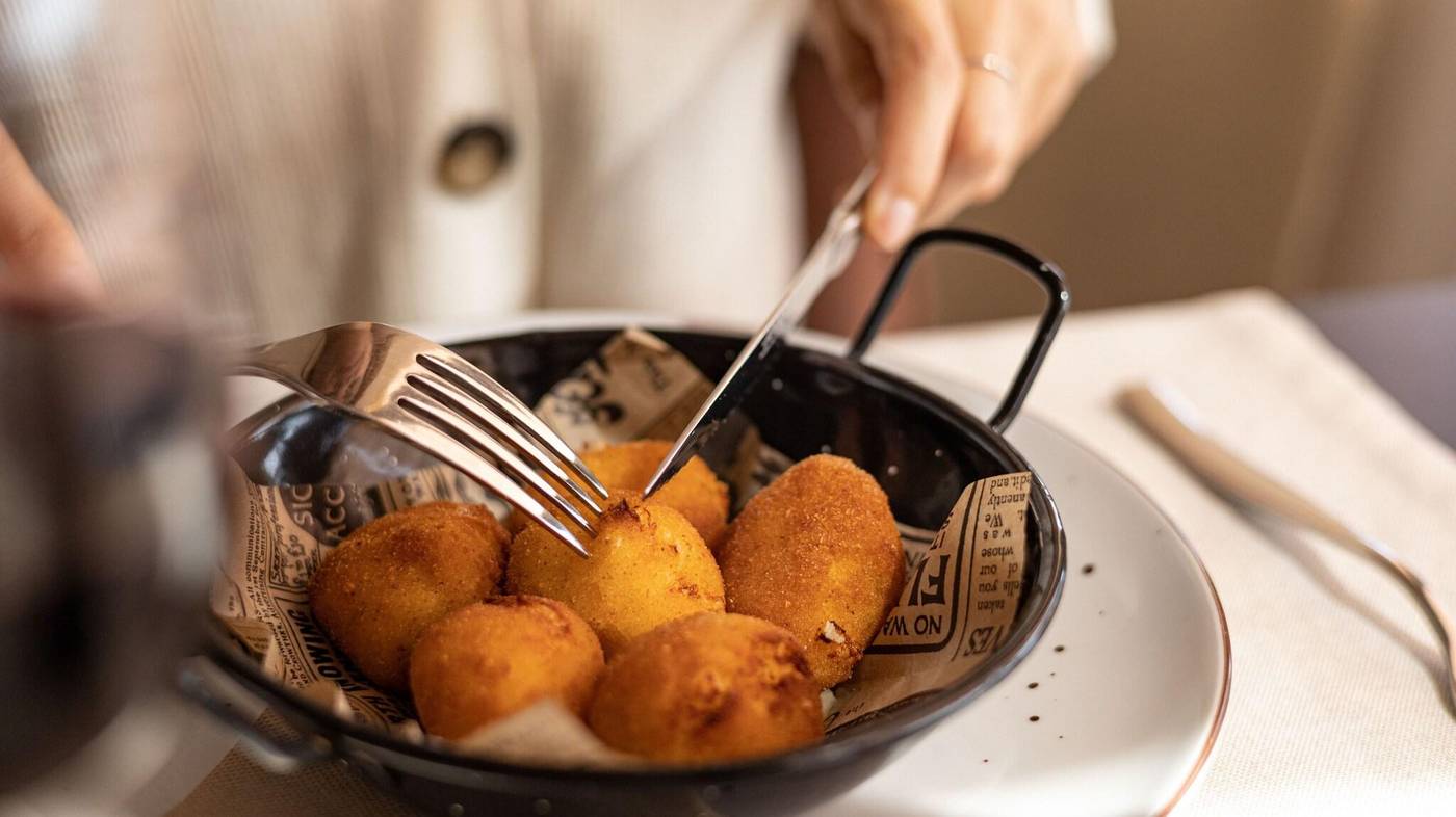 Seth-Port-Mahon-Bar-58