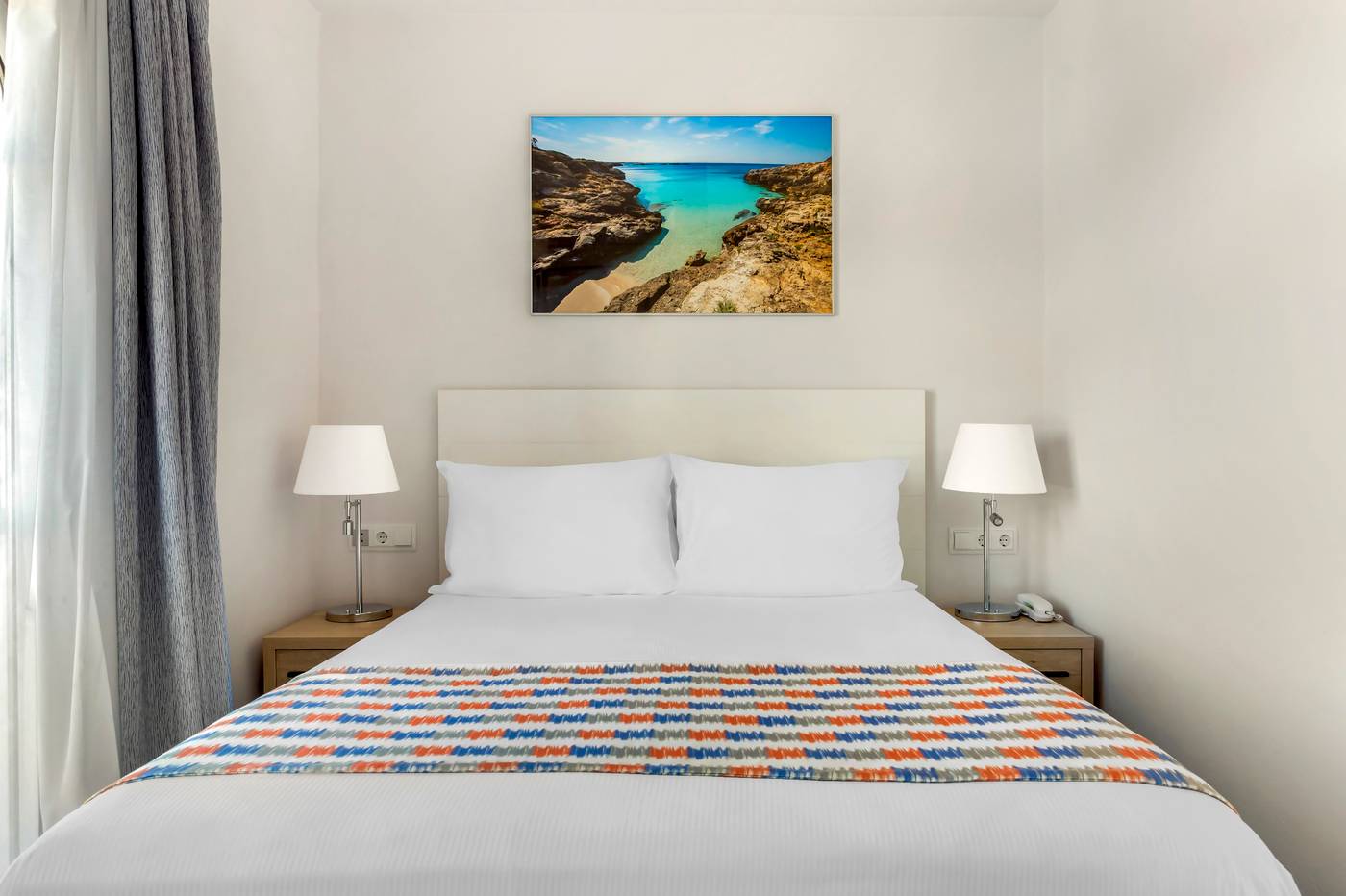 White-Sands-Beach-Club-Room-21