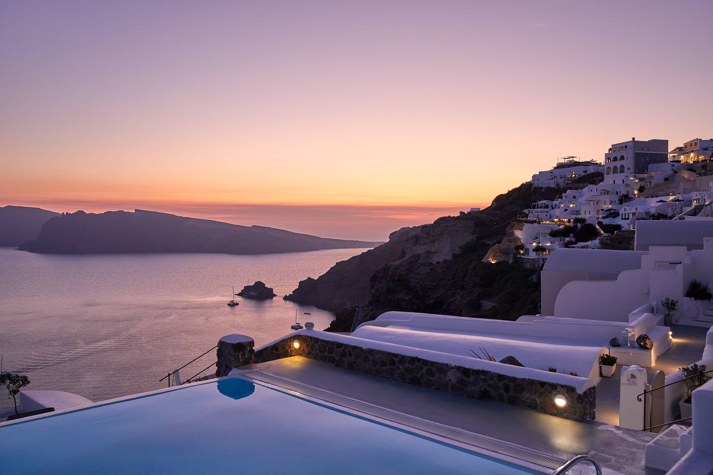 La-Perla-Villas-General-view-43