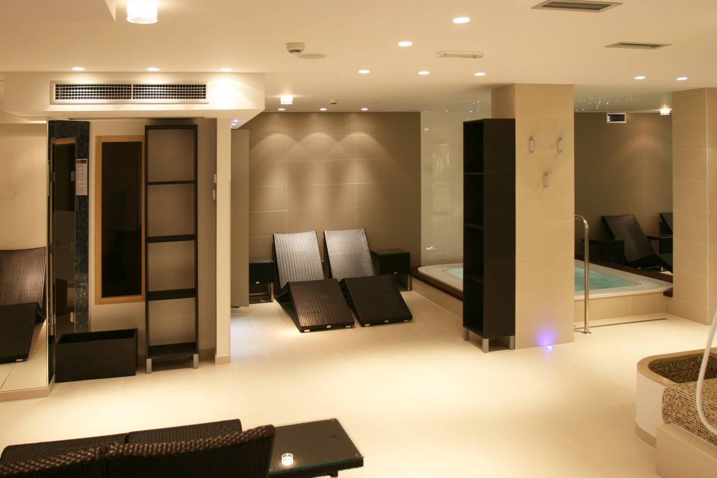 Hotel-Laguna-Molindrio-Sports-and-Entertainment-55