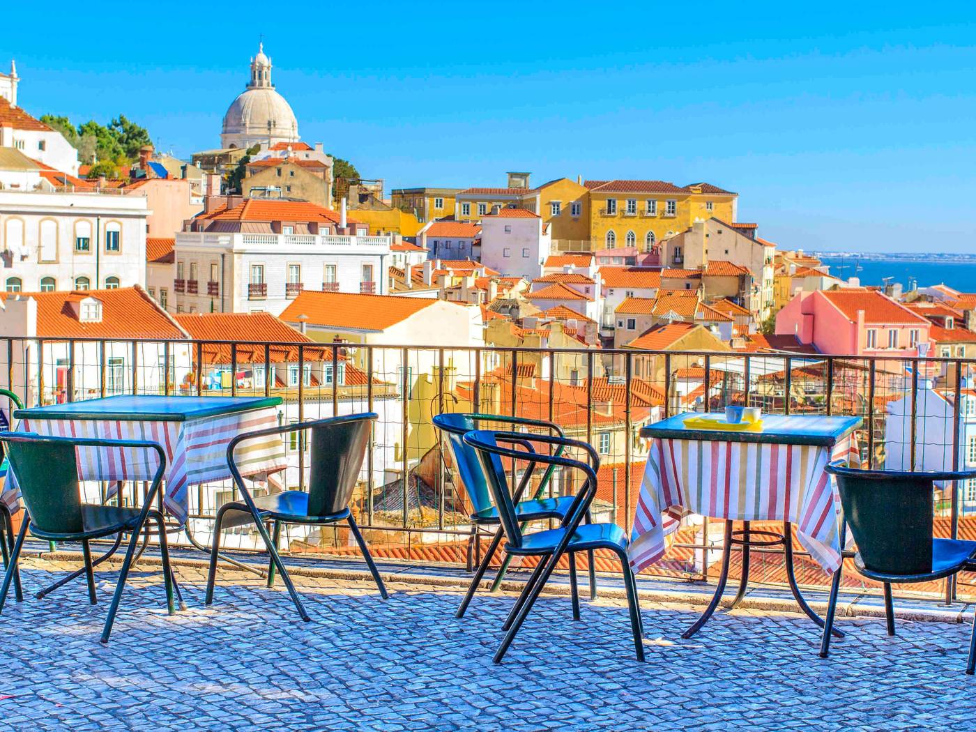 ibis-Styles-Lisboa-Centro-Marqu-s-de-Pombal-Sports-and-Entertainment-43