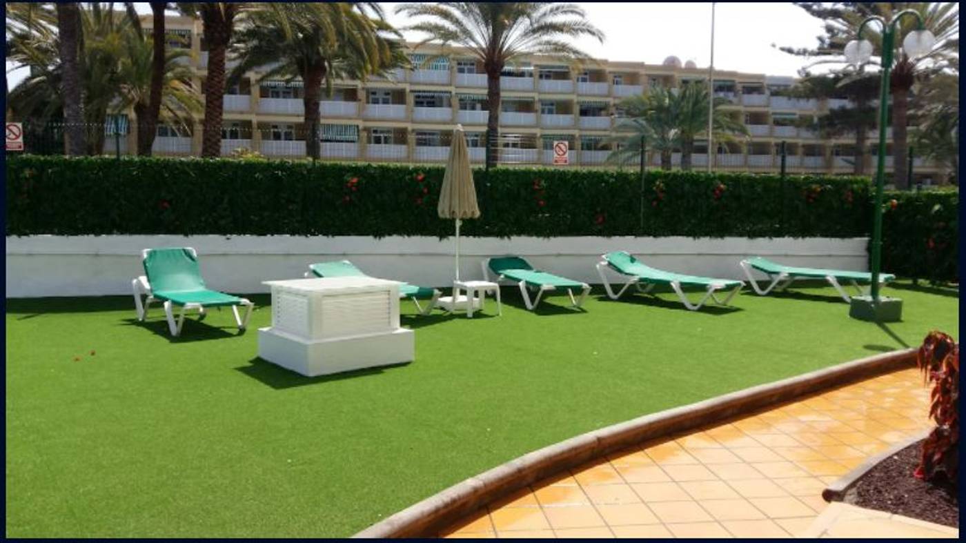 Las-Faluas-Terrace-5