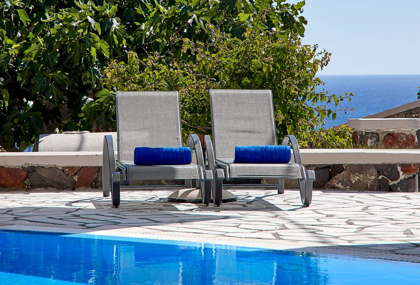 Terra-Blue-Santorini-Pool-4