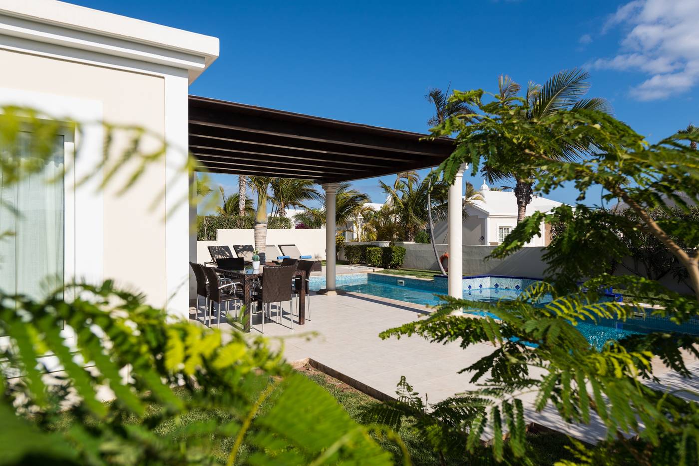 Alondra-Villas---Suites-Terrace-6